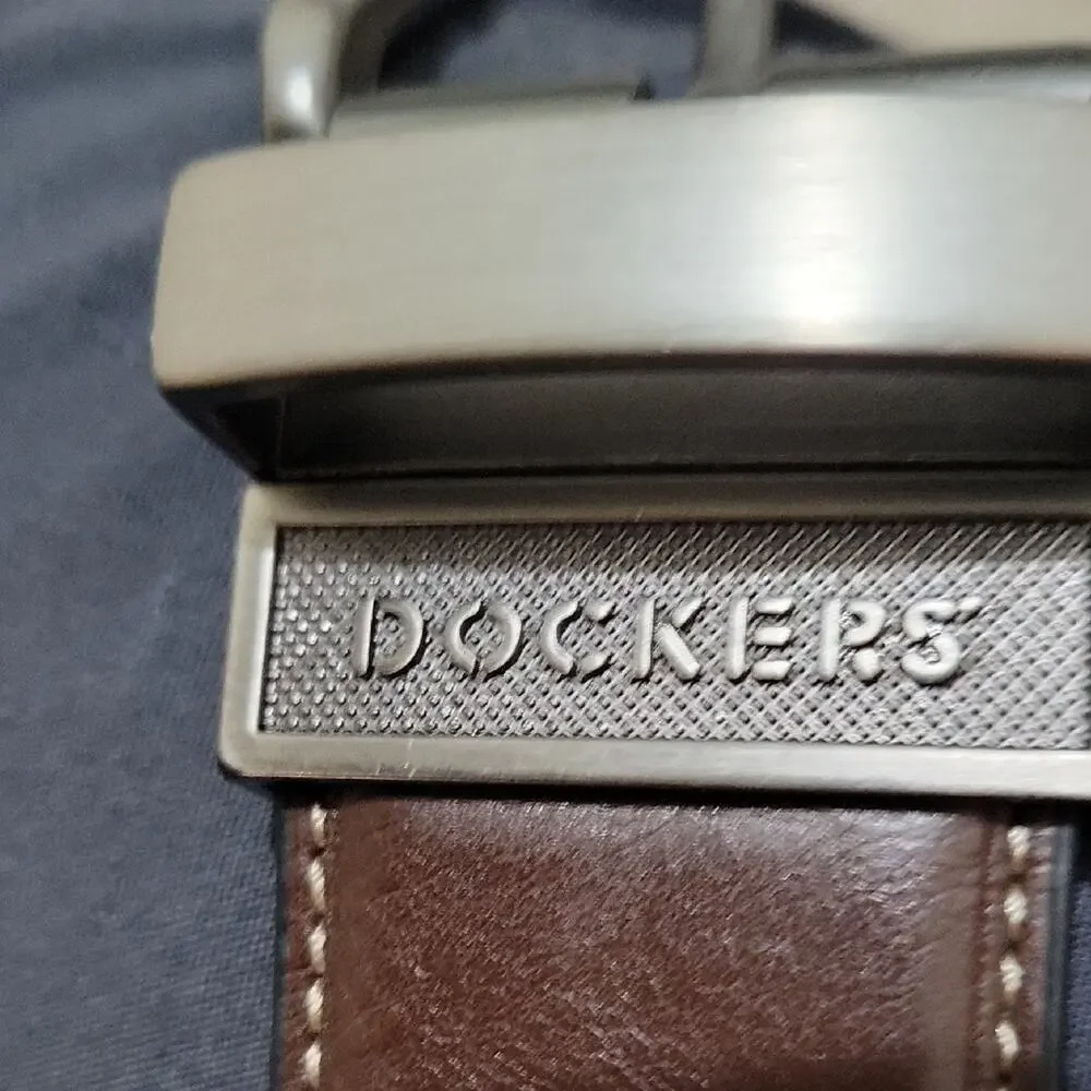 Dockers Brown Vegan Leather Dress Belt with Brushed Silver Buckle Mens Sz 38-40